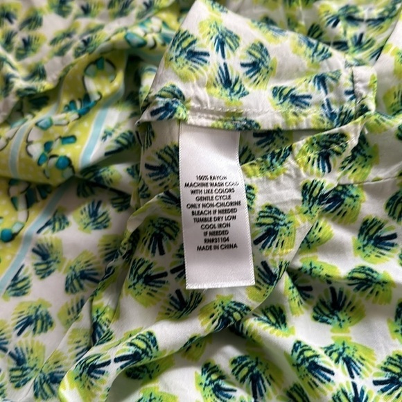 Tropical Print Blouse - Picture 4 of 7